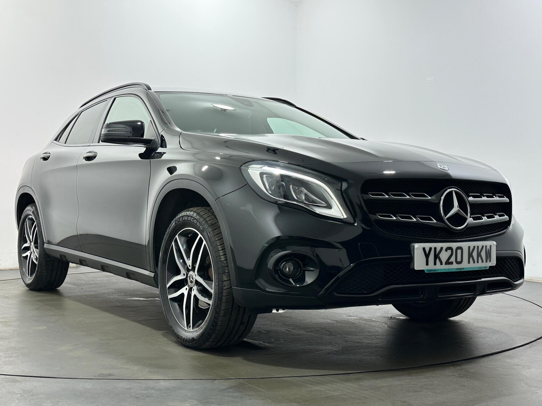 Mercedes-Benz Gla view 51