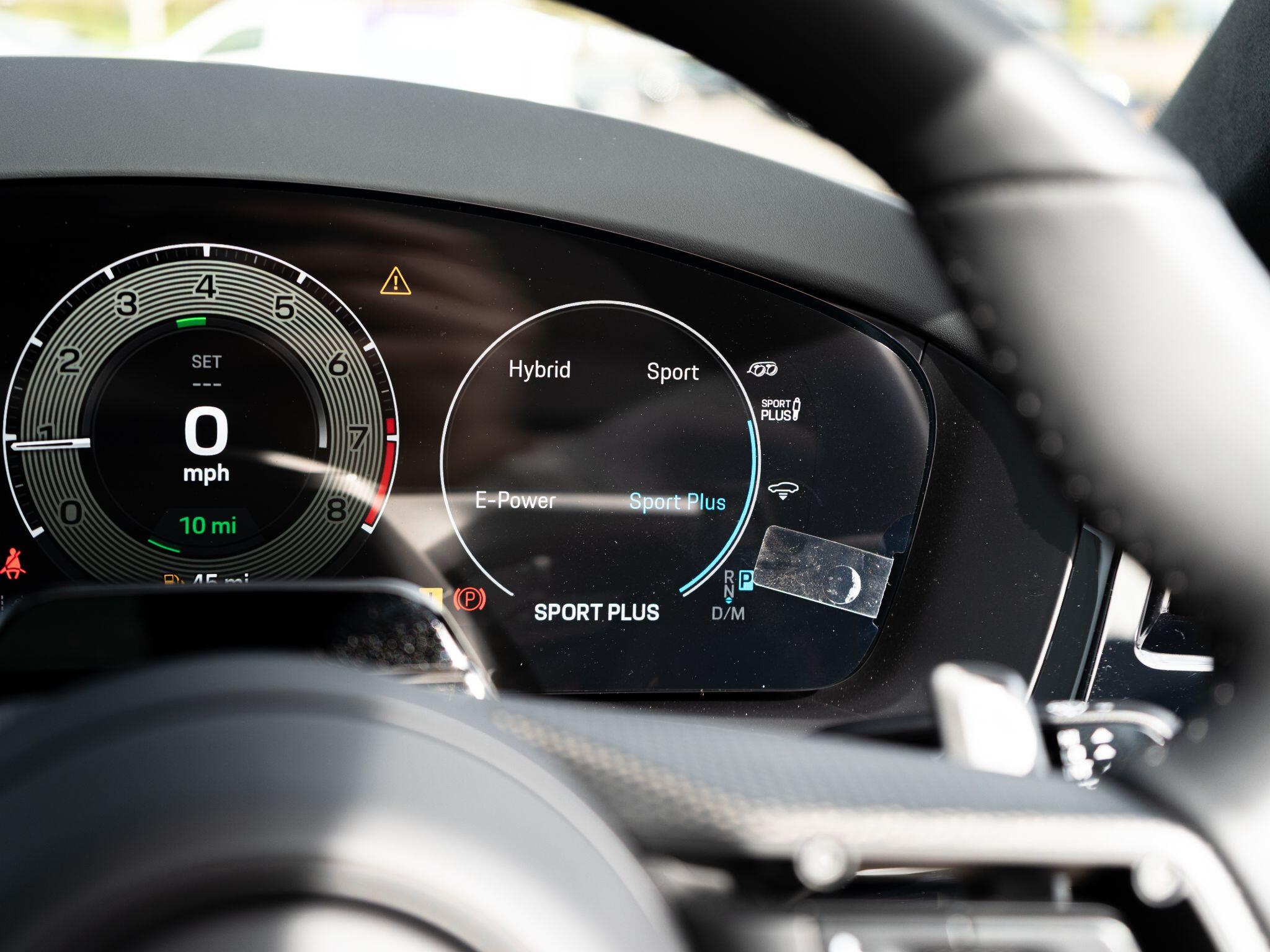 Porsche Panamera view 39