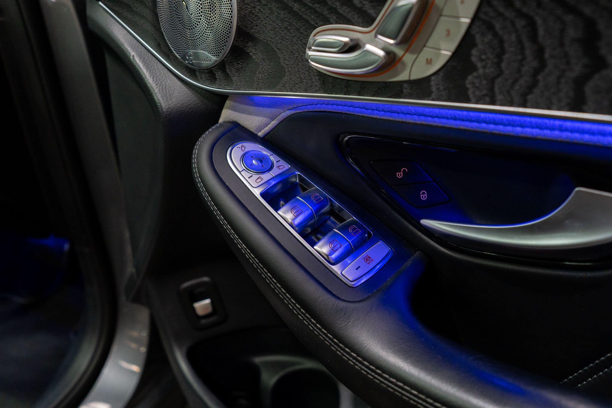 Mercedes-Benz GLC view 37