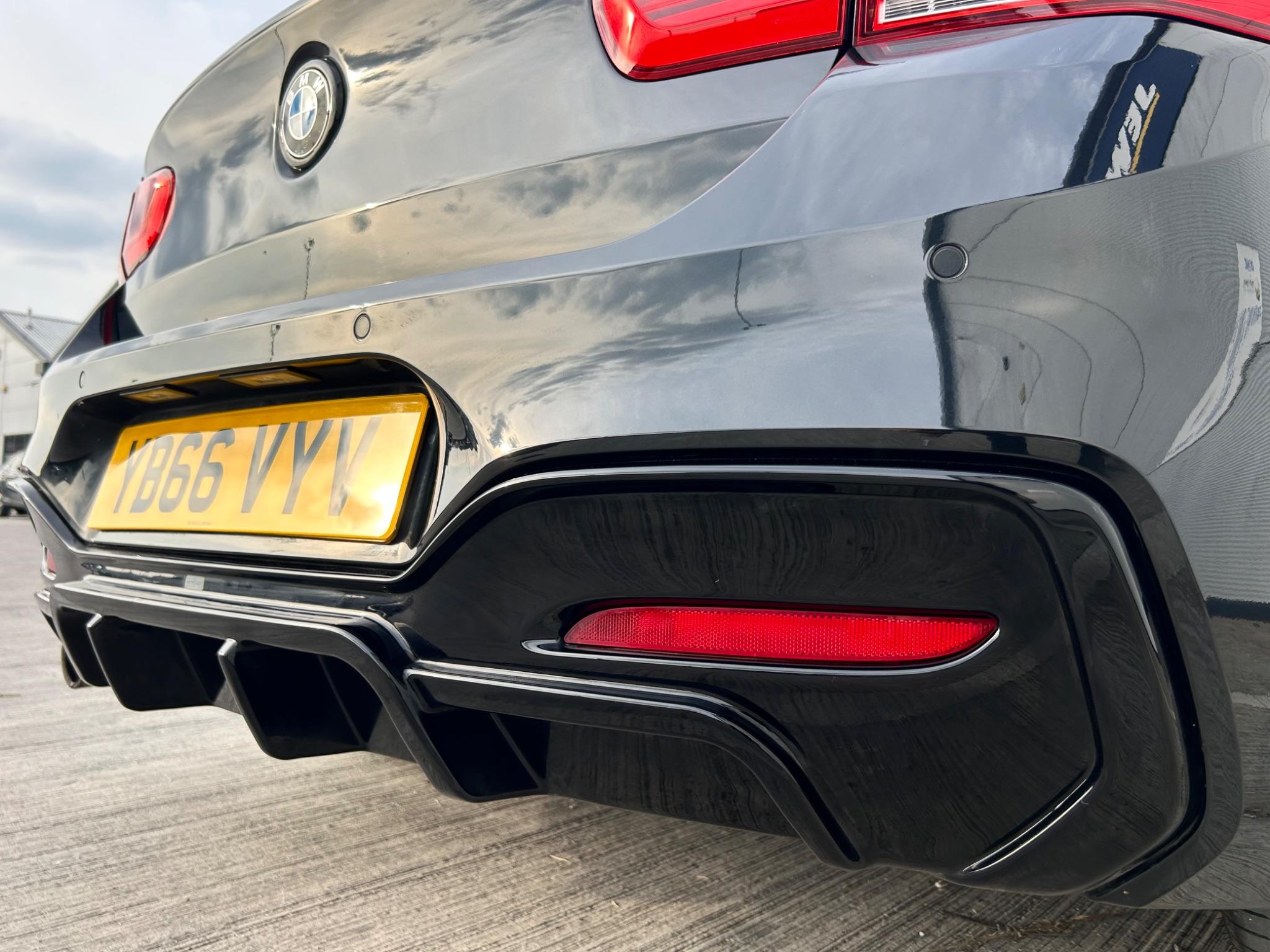 BMW 1 Series view 17