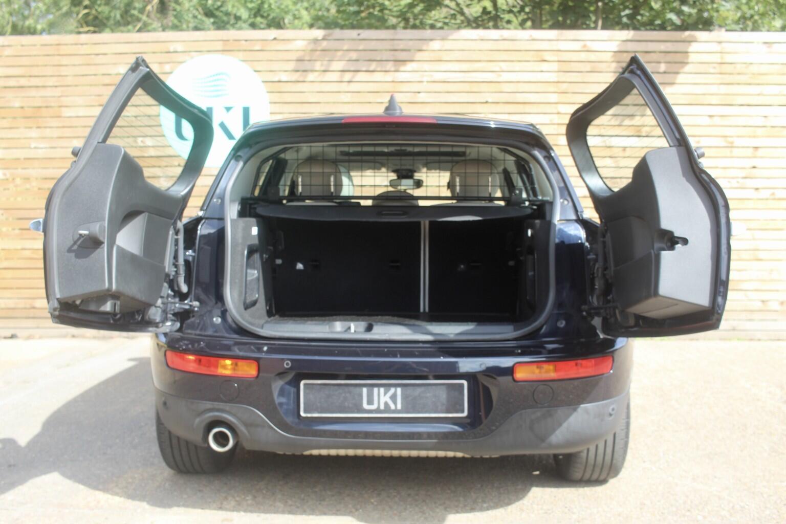 Mini Clubman view 28