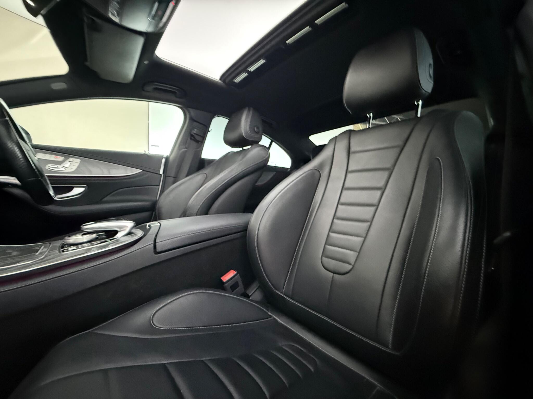 Mercedes-Benz CLS view 36