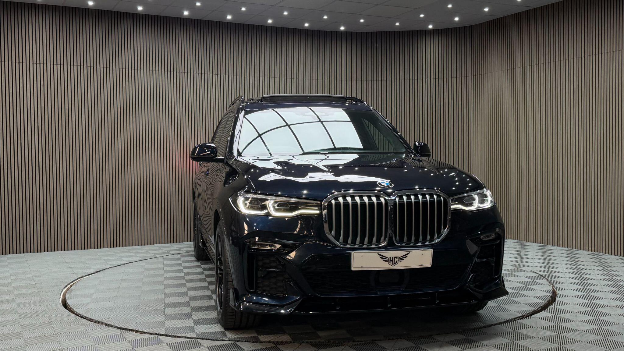 BMW X7 view 39