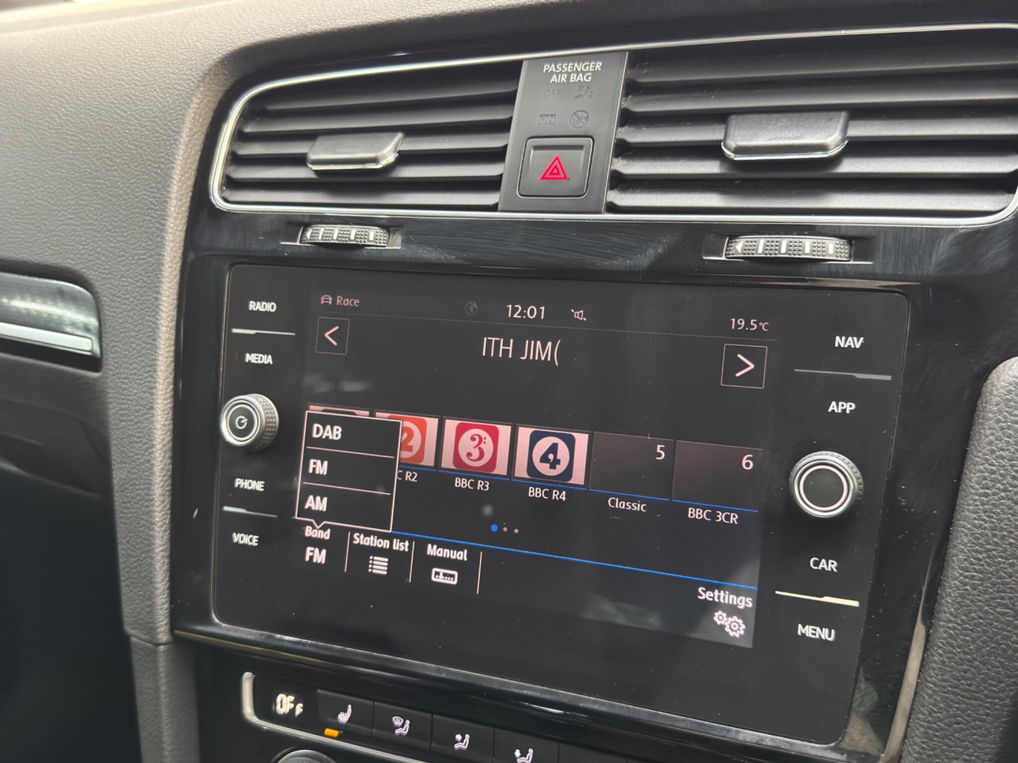 Volkswagen Golf view 27