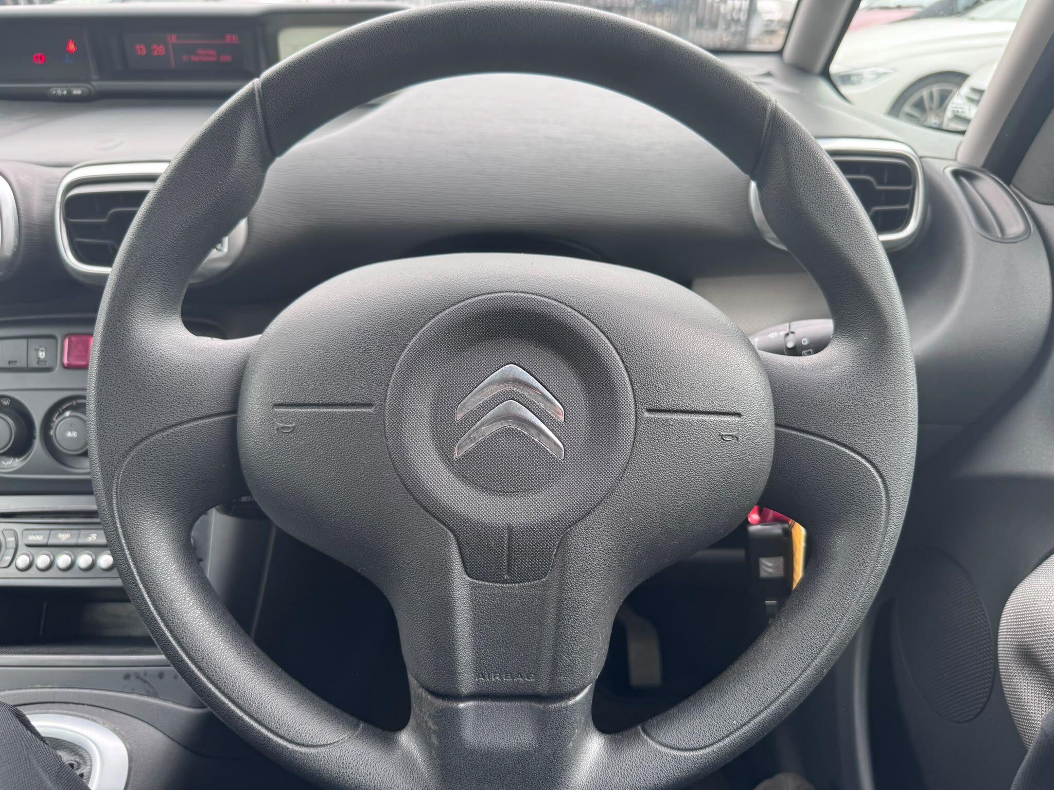 Citroen C3 Picasso view 37