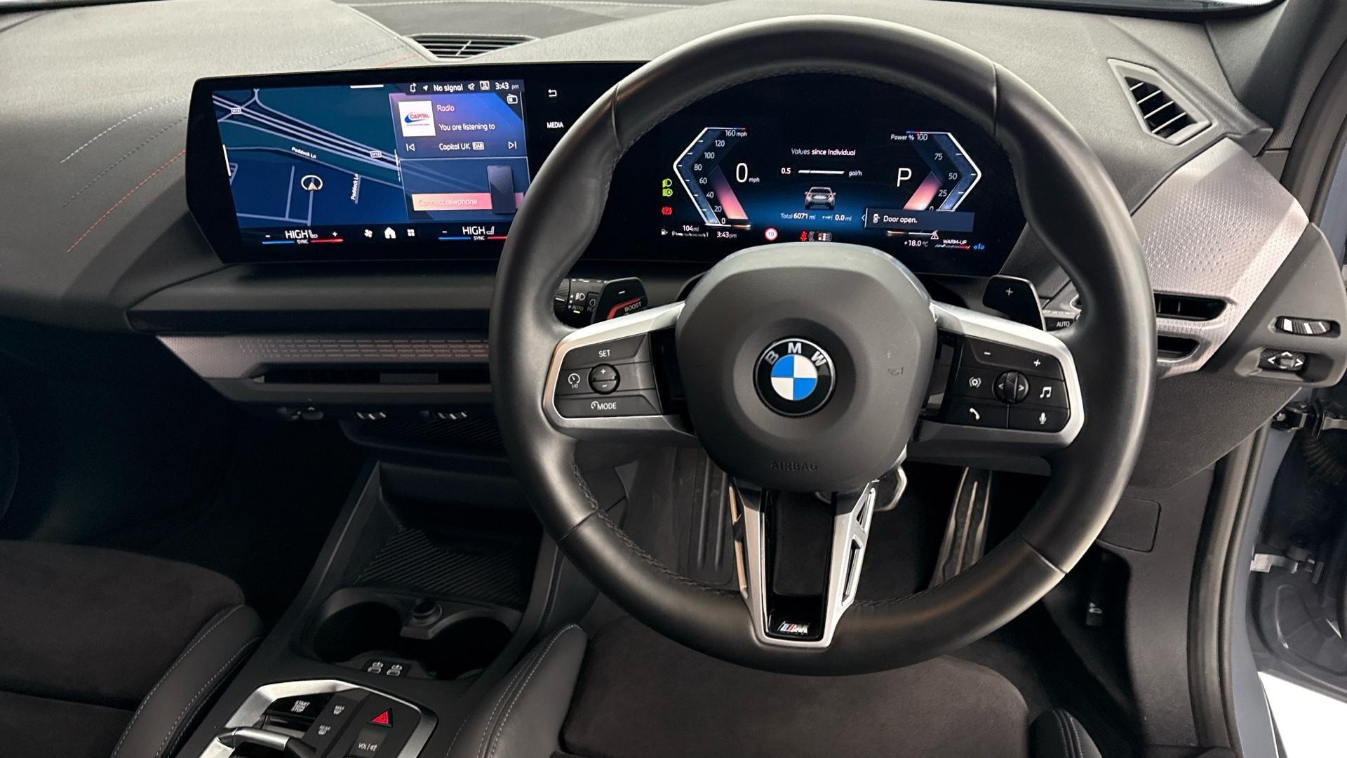 BMW 1 Series view 5