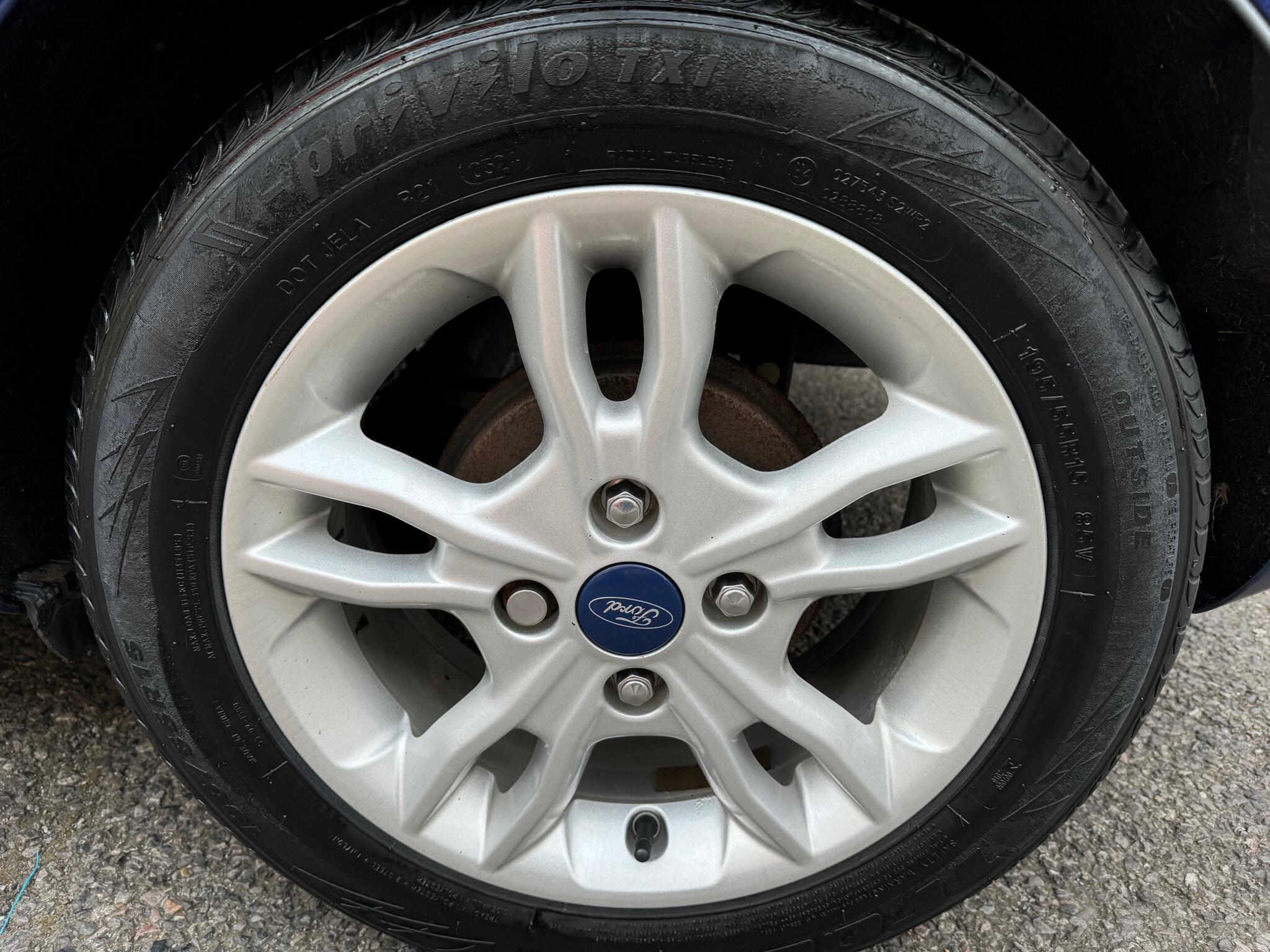 Ford Fiesta view 16