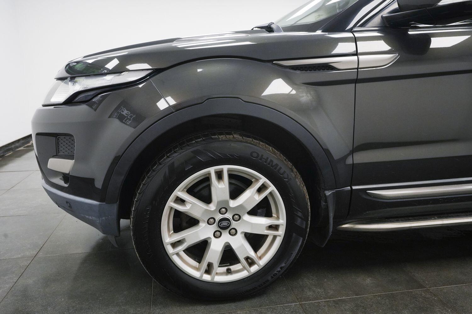 Land Rover Range Rover Evoque view 5