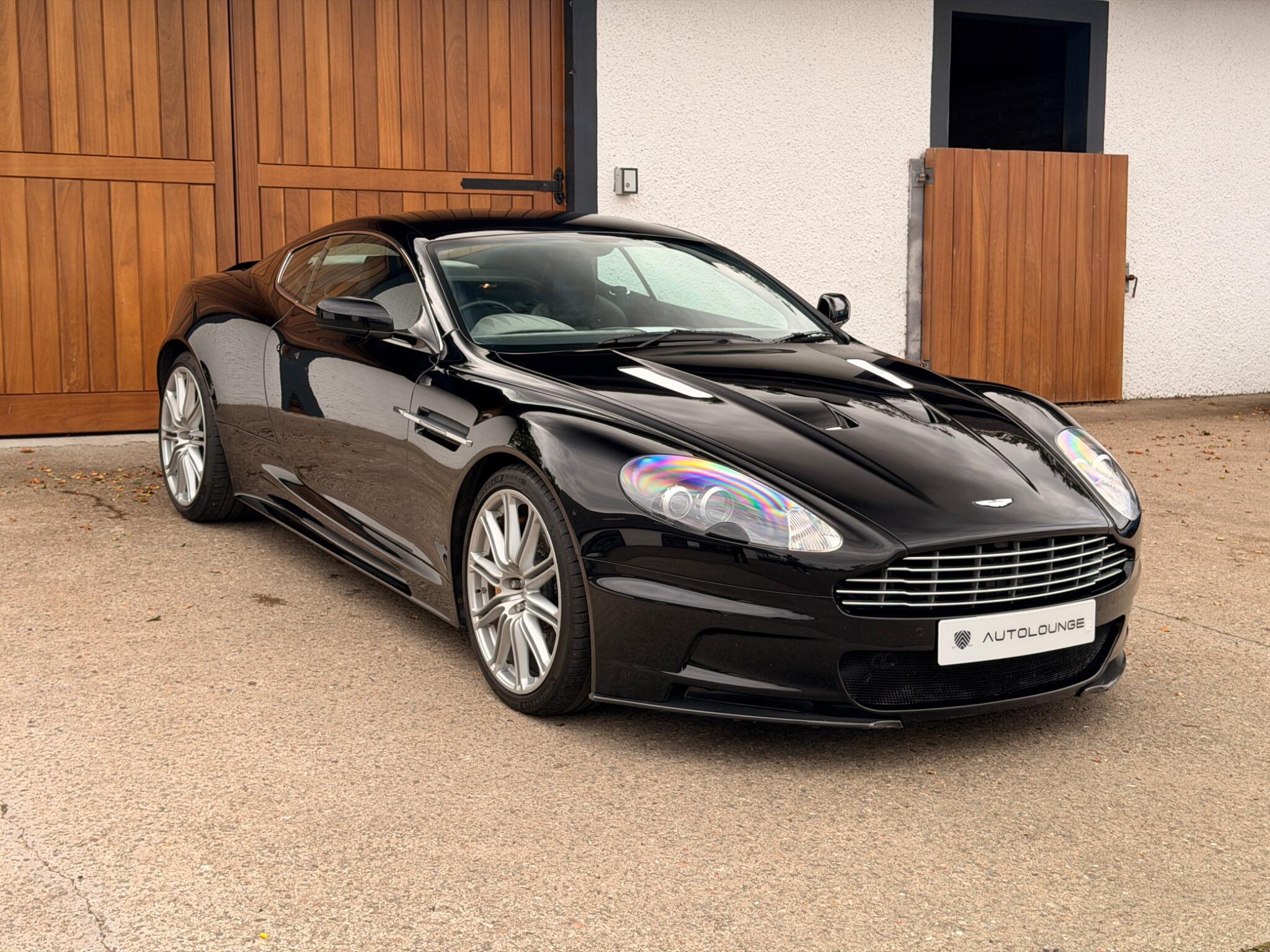 Aston Martin DBS view 10
