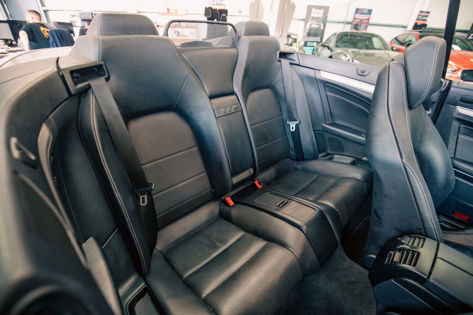 Mercedes-Benz E-Class view 9