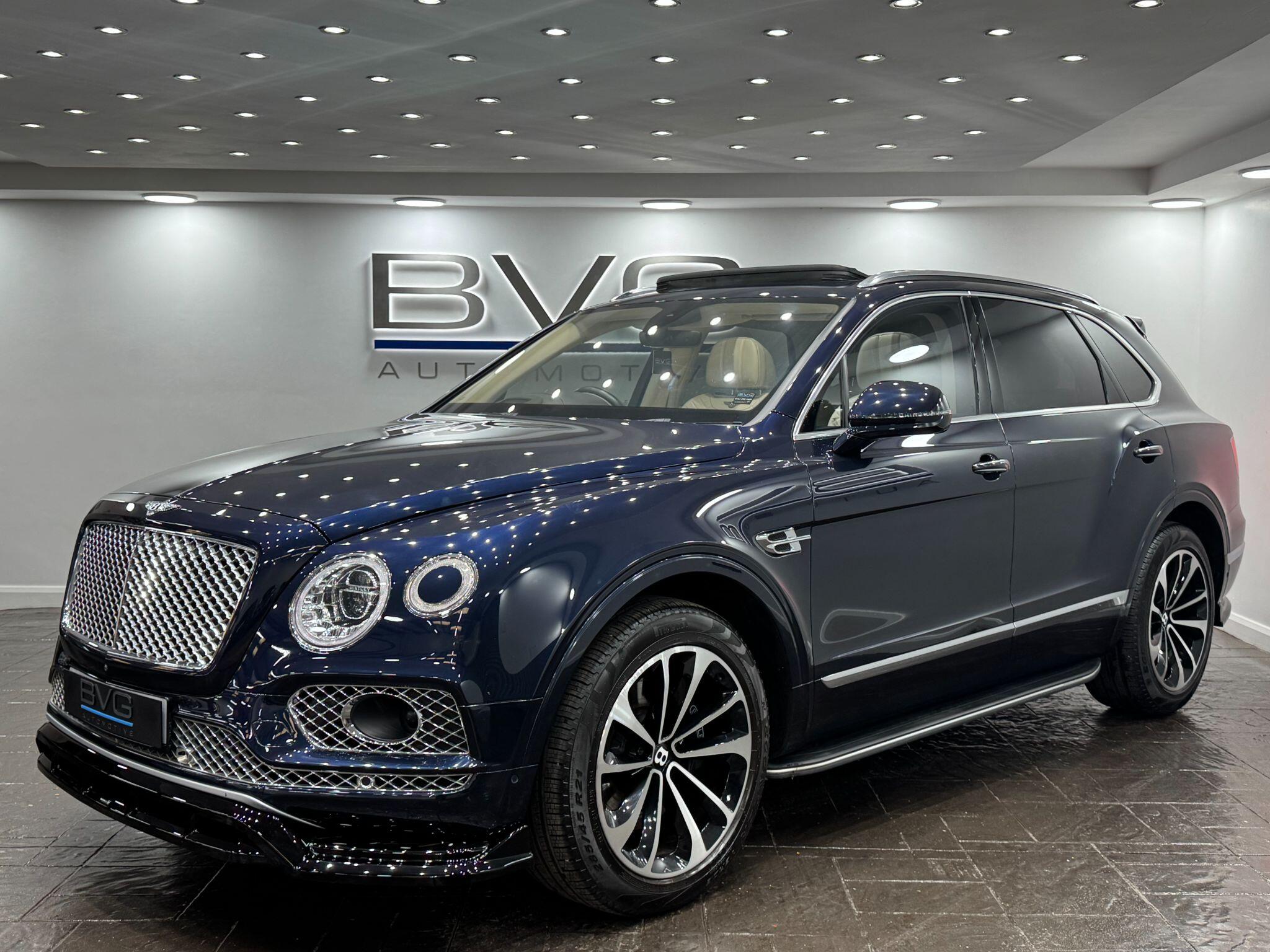 Bentley Bentayga view 5