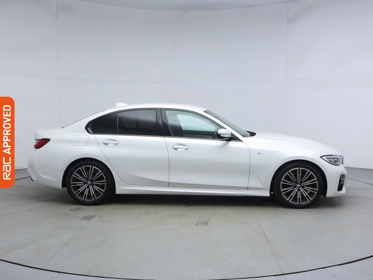 BMW 3 Series view 6