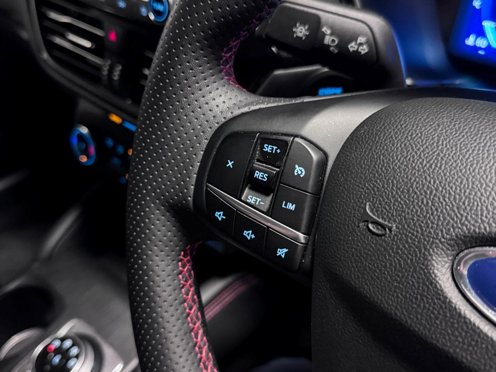 Ford Kuga view 14