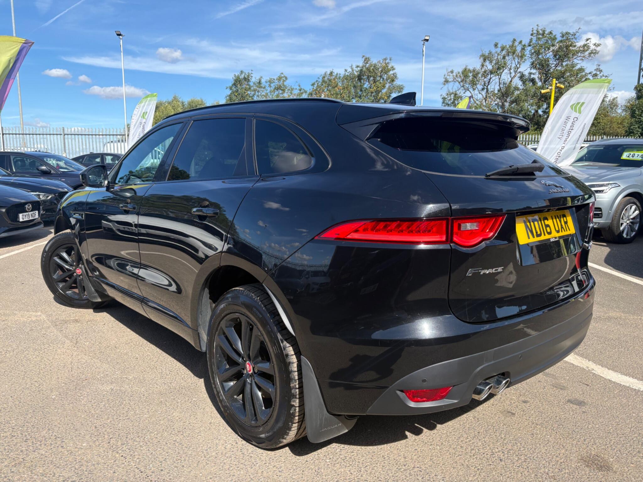 Jaguar F-Pace view 4