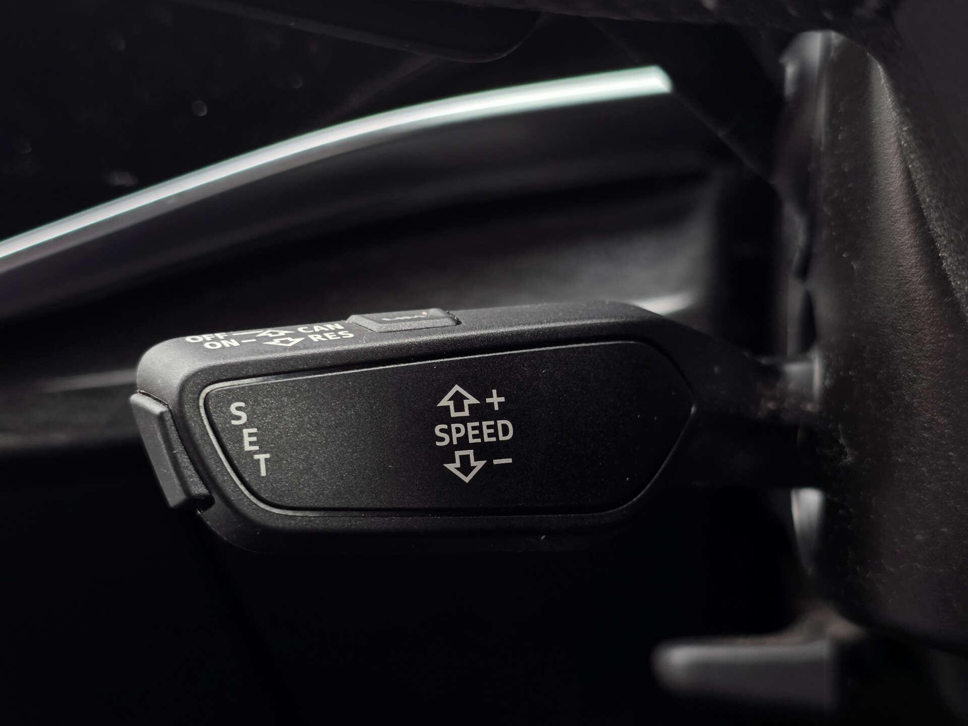 Audi Q7 view 40