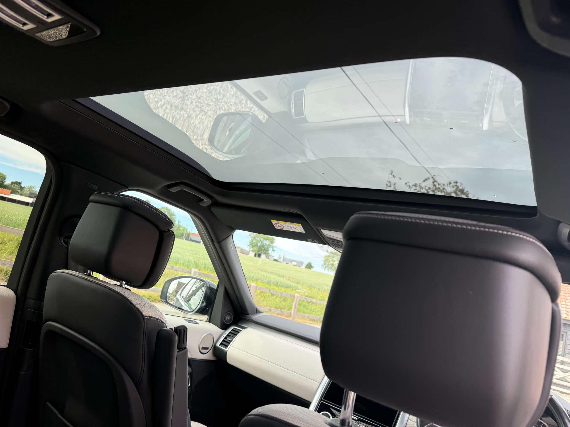 Land Rover Discovery view 21