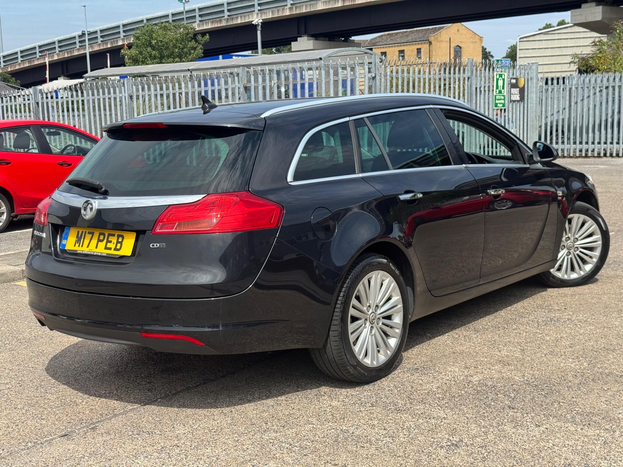 Vauxhall Insignia view 22
