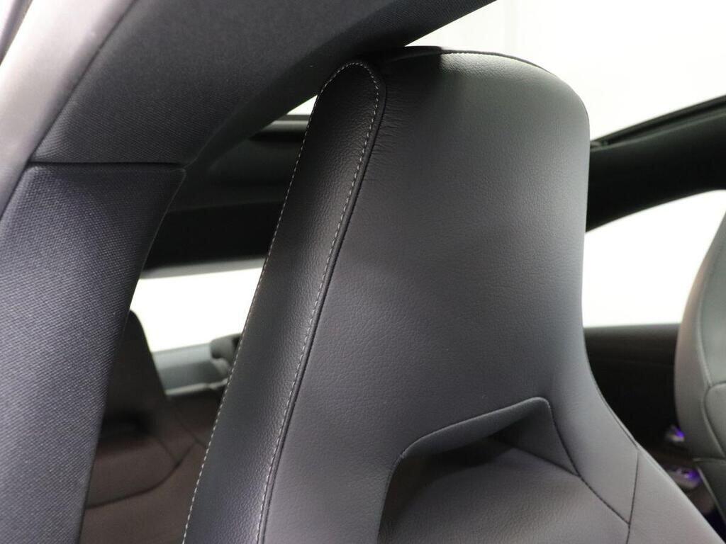 Mercedes-Benz CLA view 11