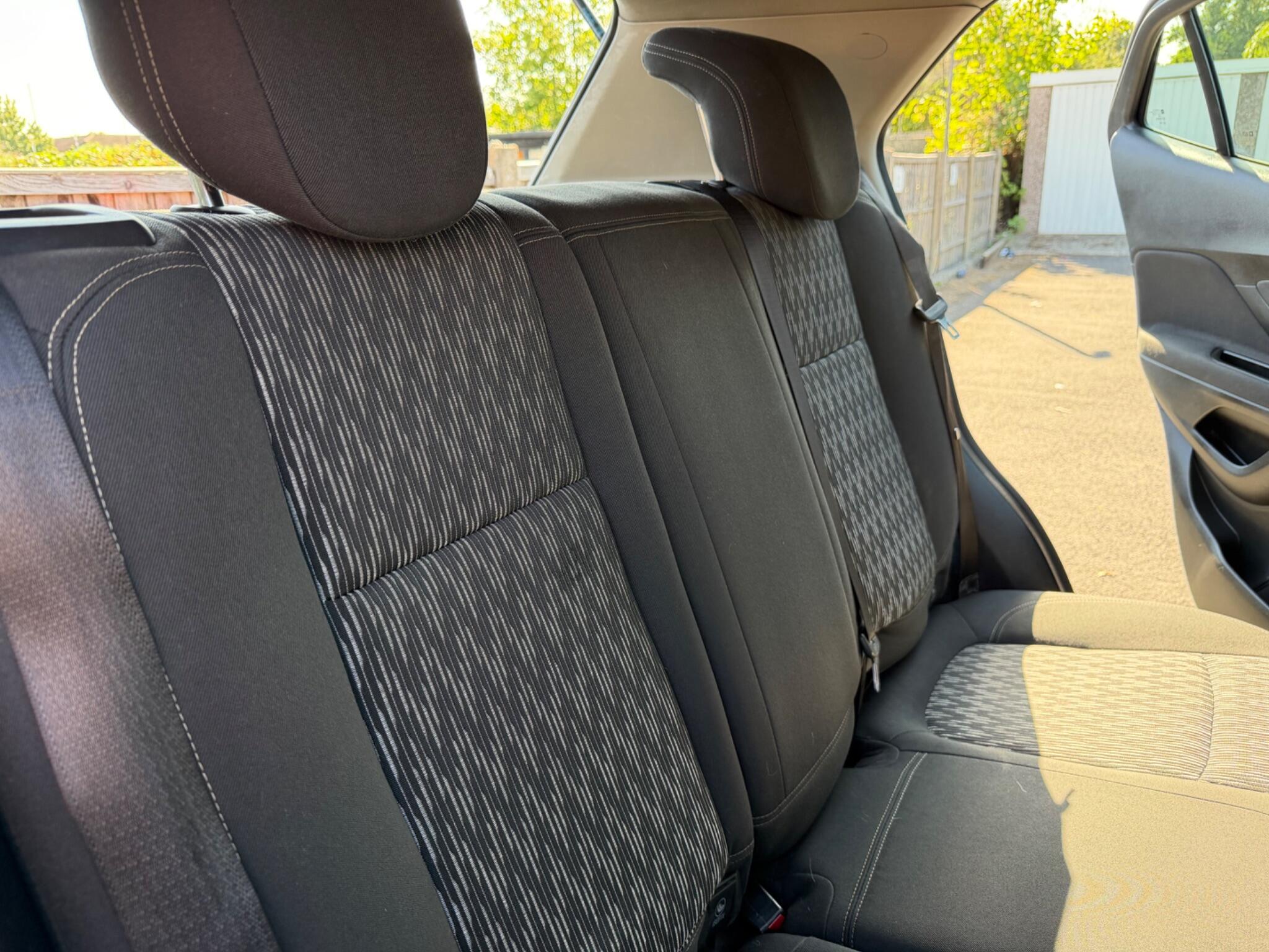 Vauxhall Mokka view 8