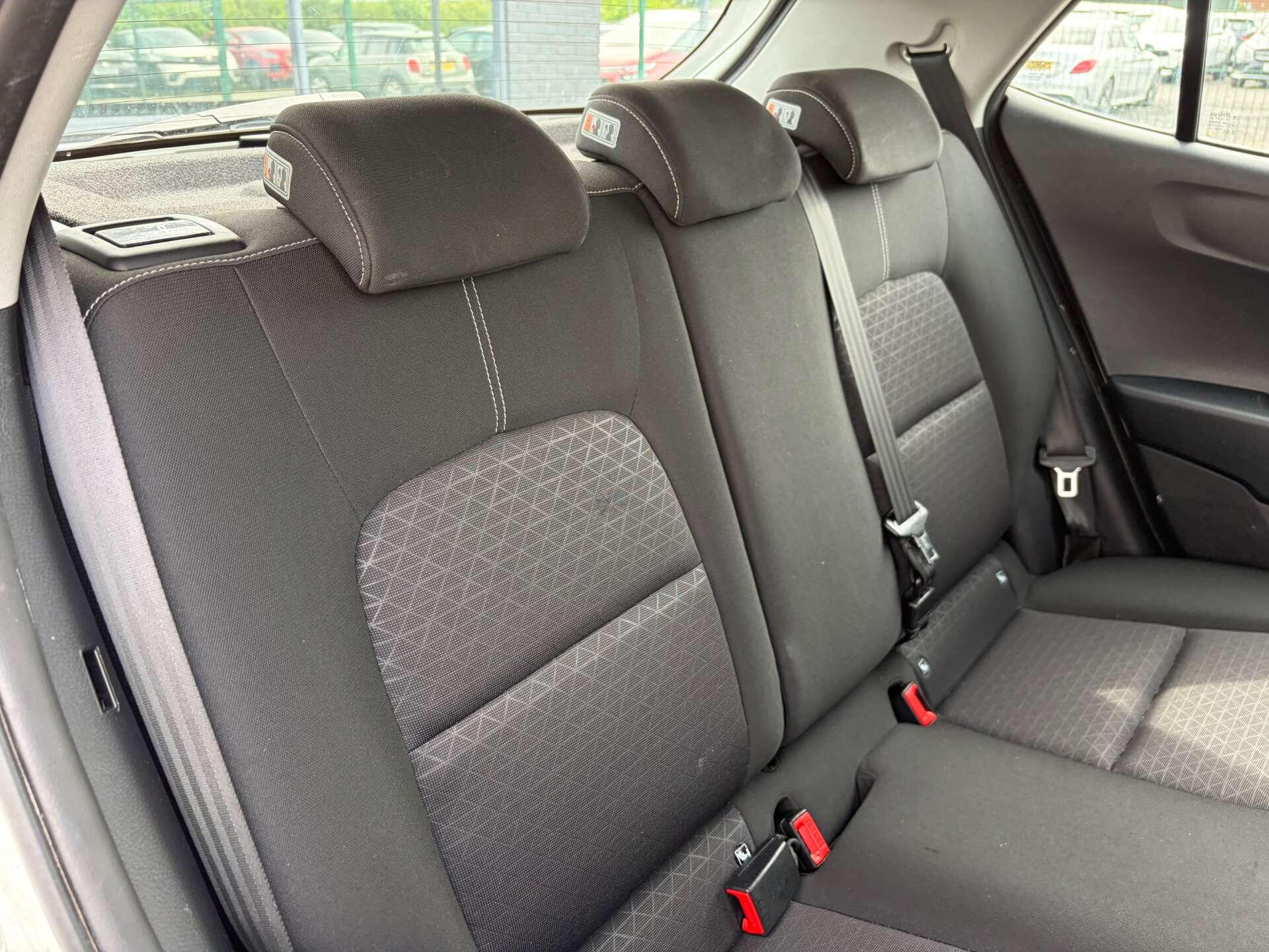 Kia Picanto view 30
