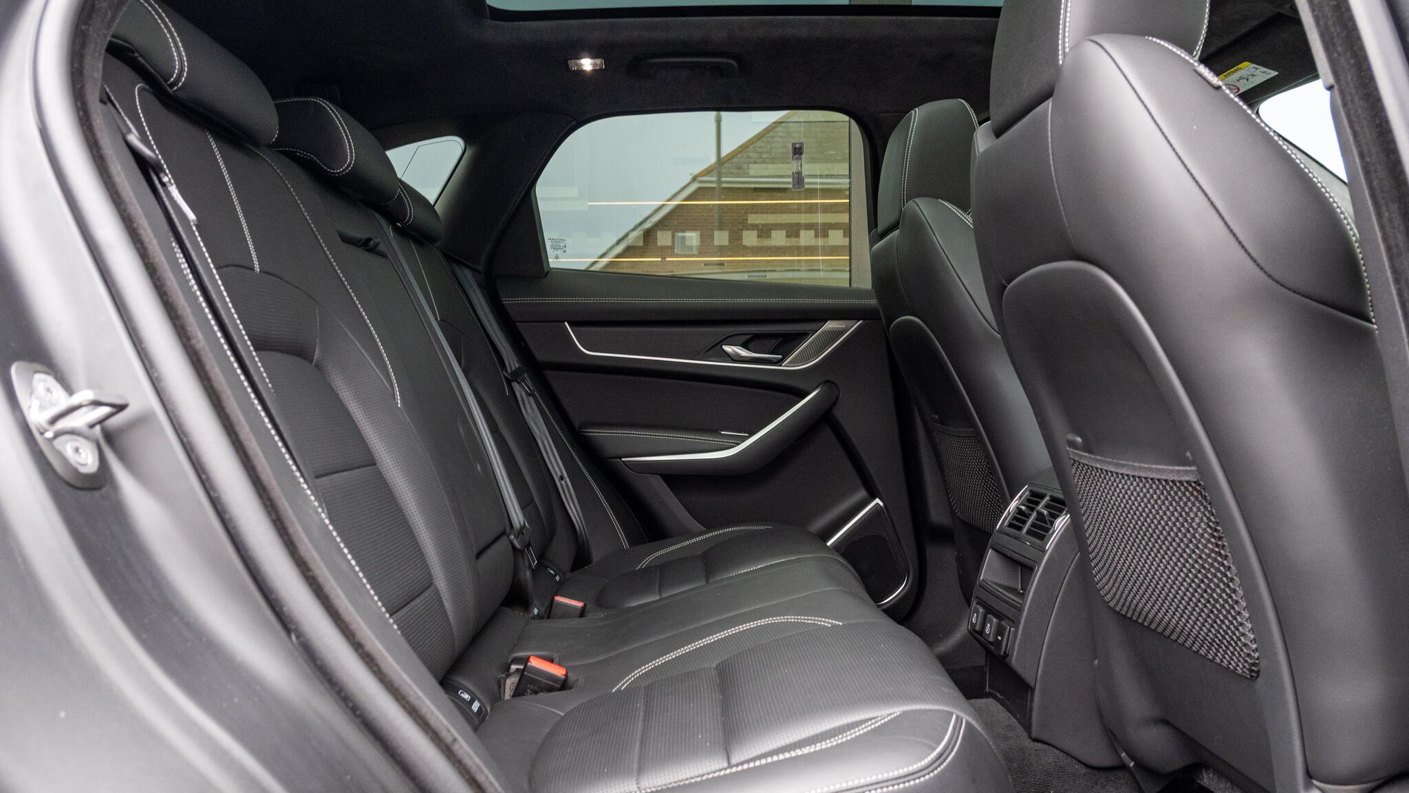 Jaguar F-Pace view 57