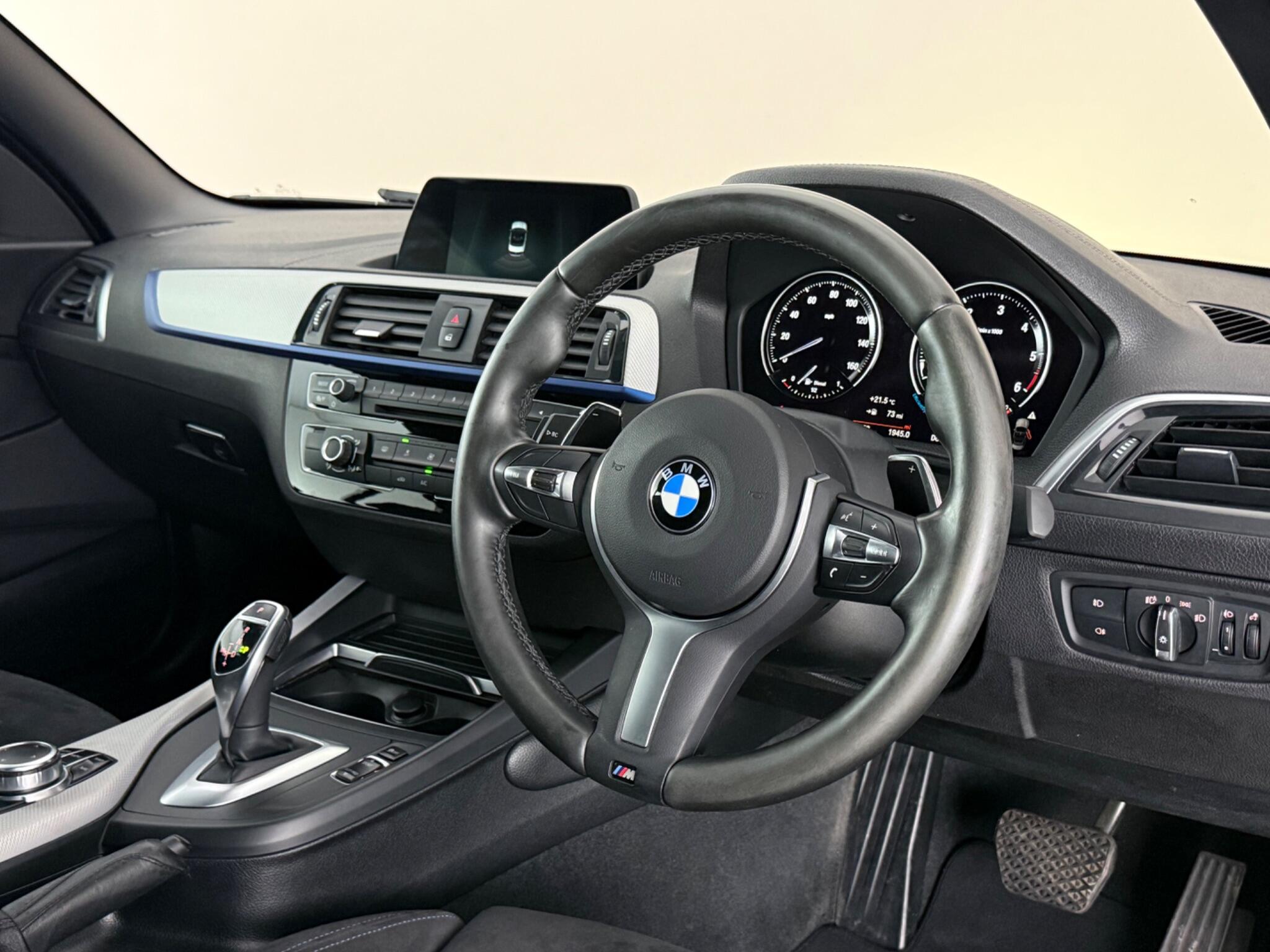 BMW 2 Series view 3
