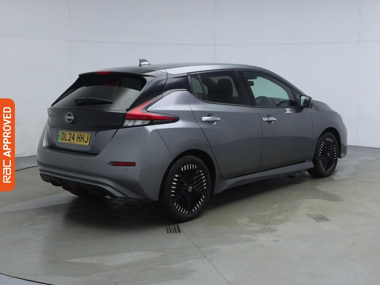 Nissan Leaf view 34