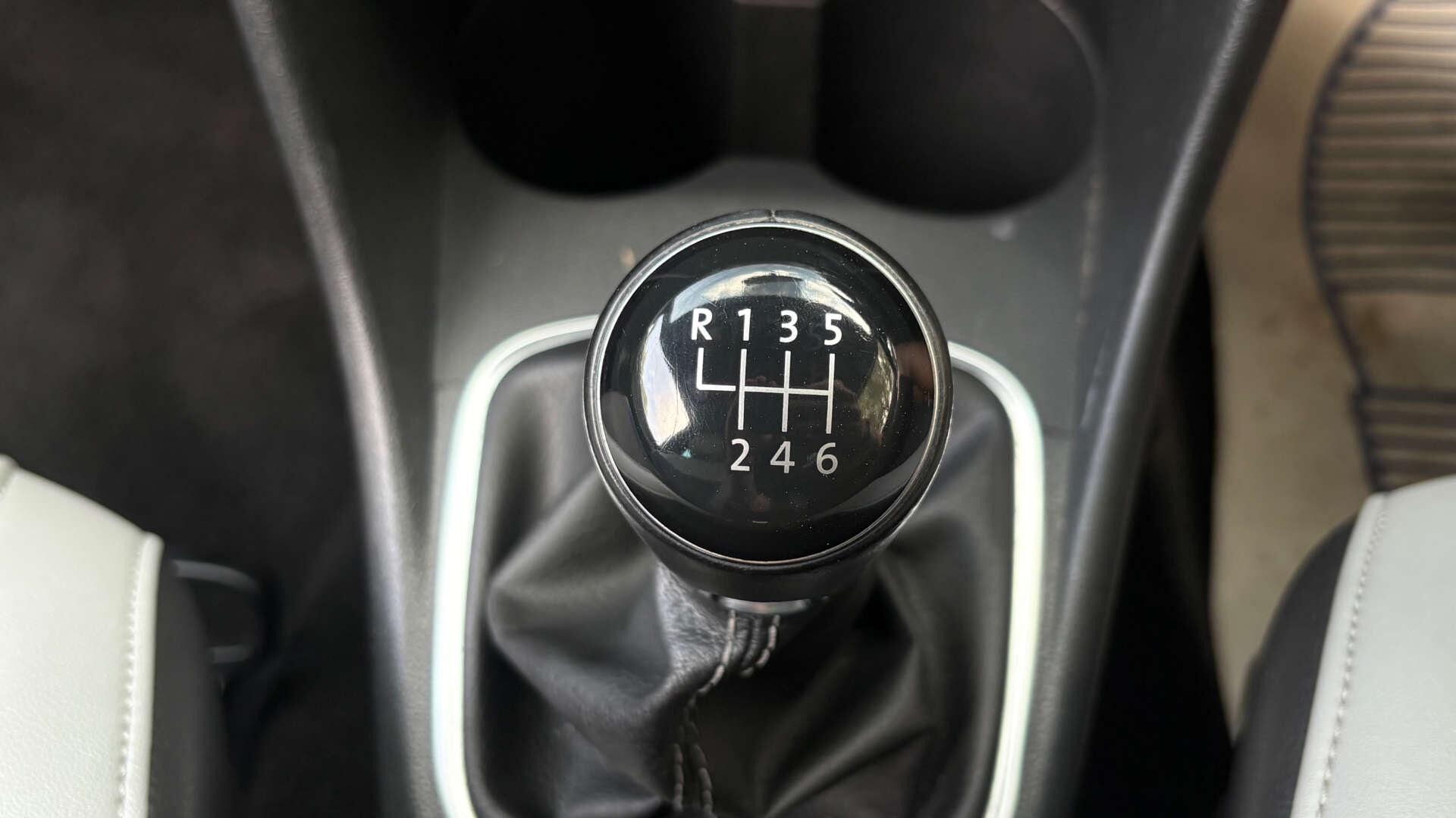 Volkswagen Polo view 32