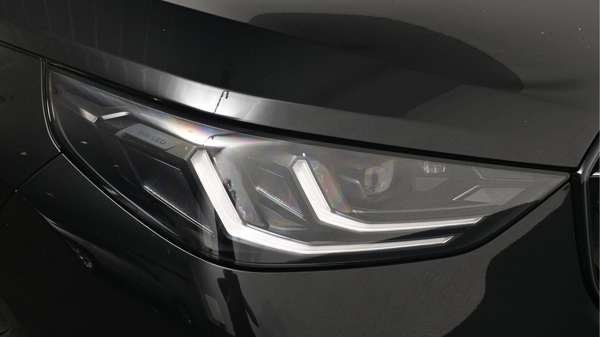 BMW X3 view 22