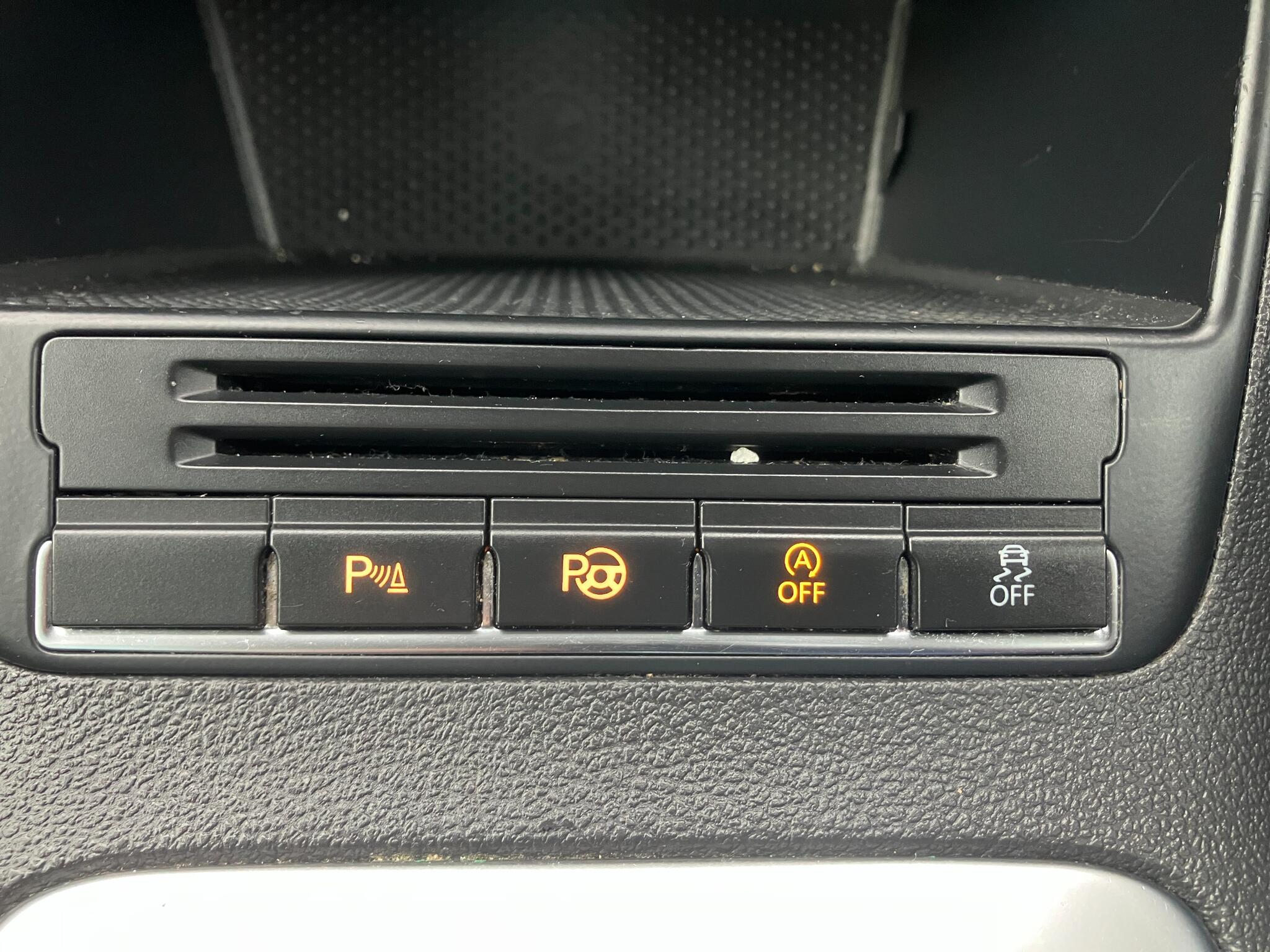 Volkswagen Tiguan view 29