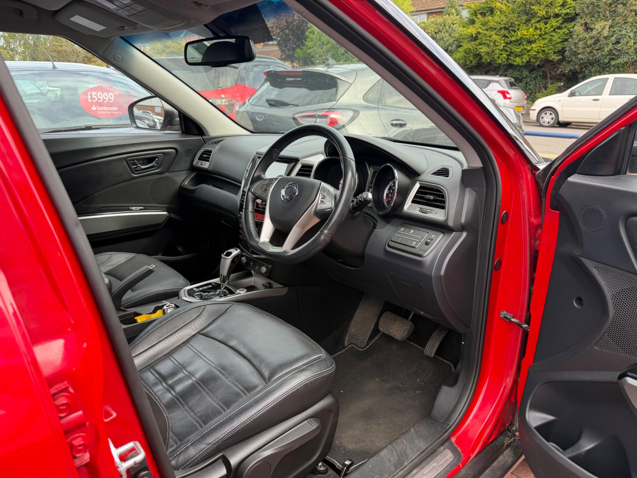 KGM Tivoli view 37