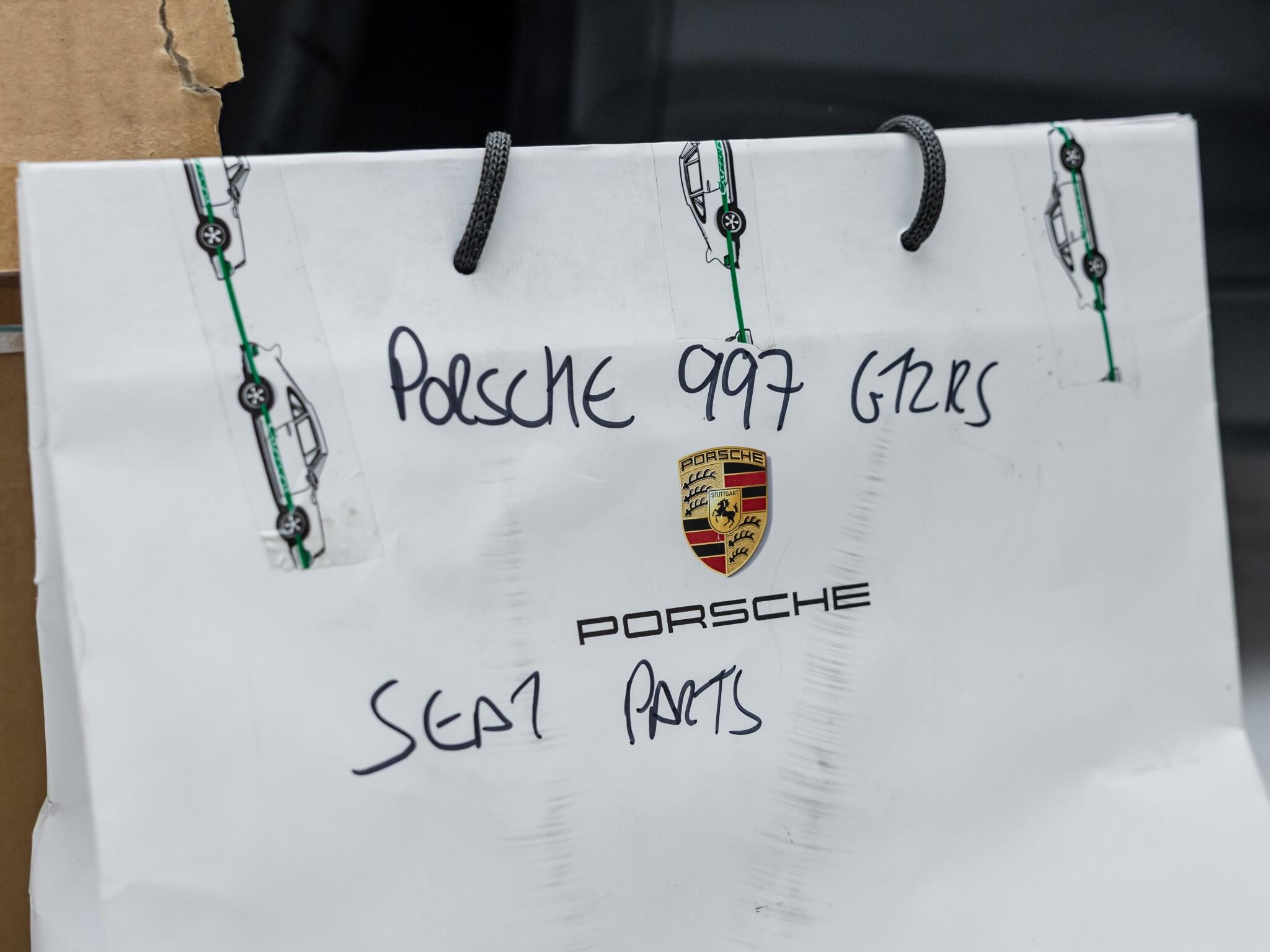 Porsche 911 view 51