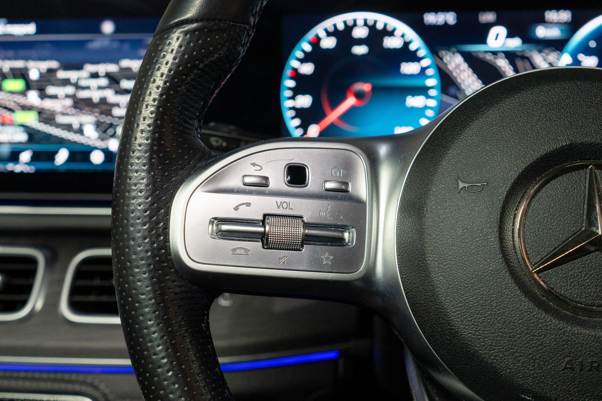 Mercedes-Benz GLE view 37