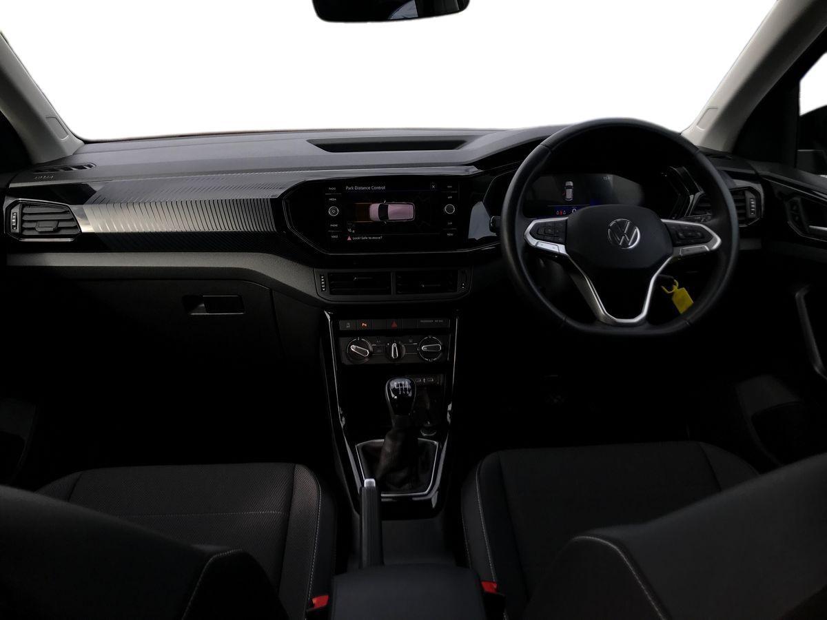 Volkswagen T-Cross view 4