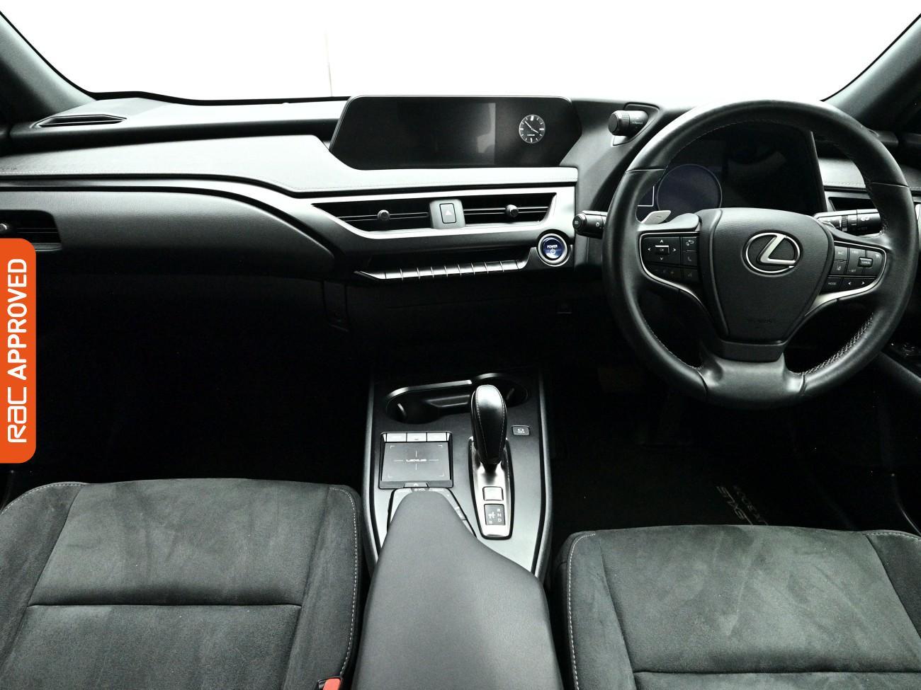 Lexus Ux view 2