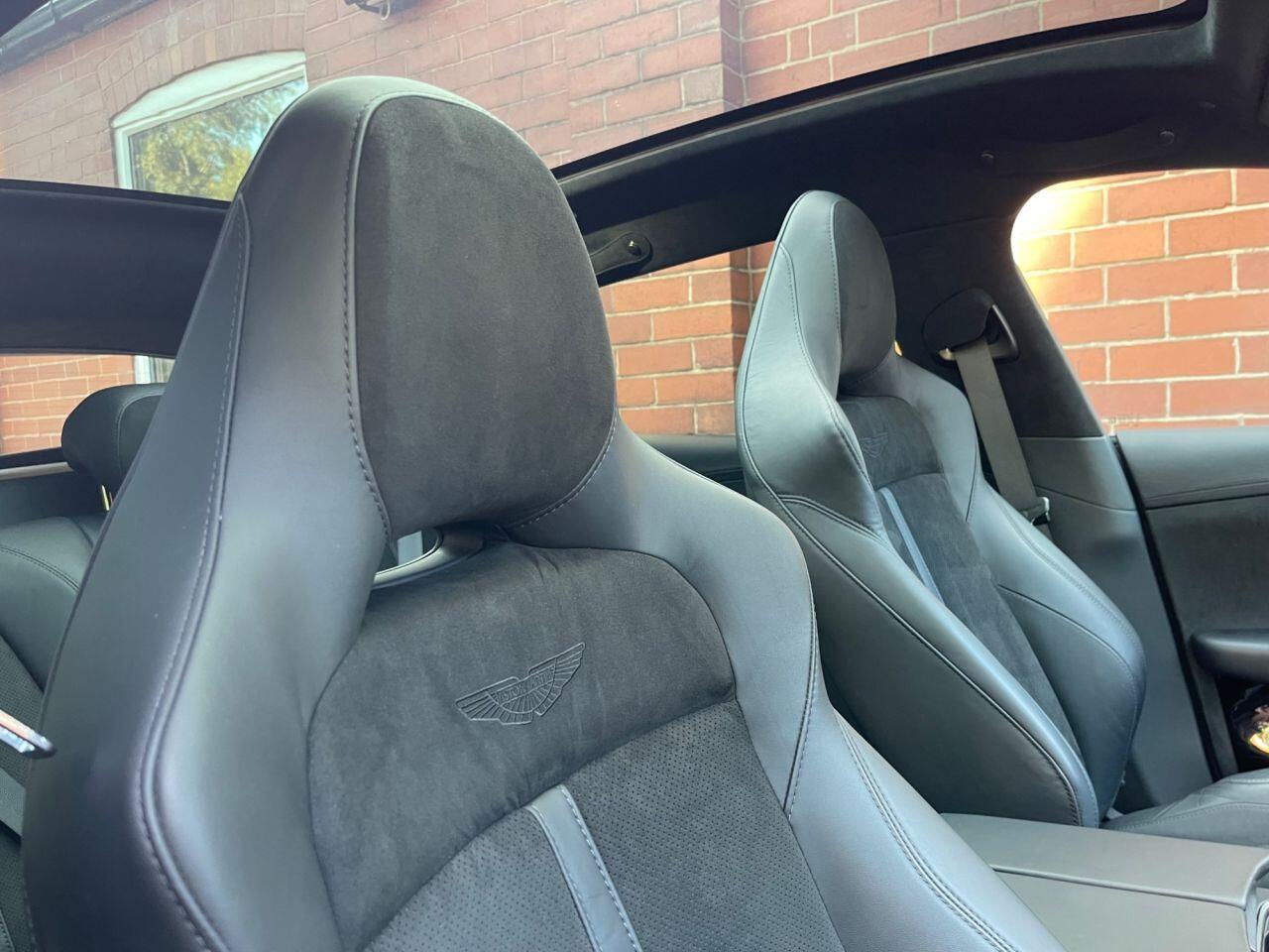 Aston Martin DBX view 15