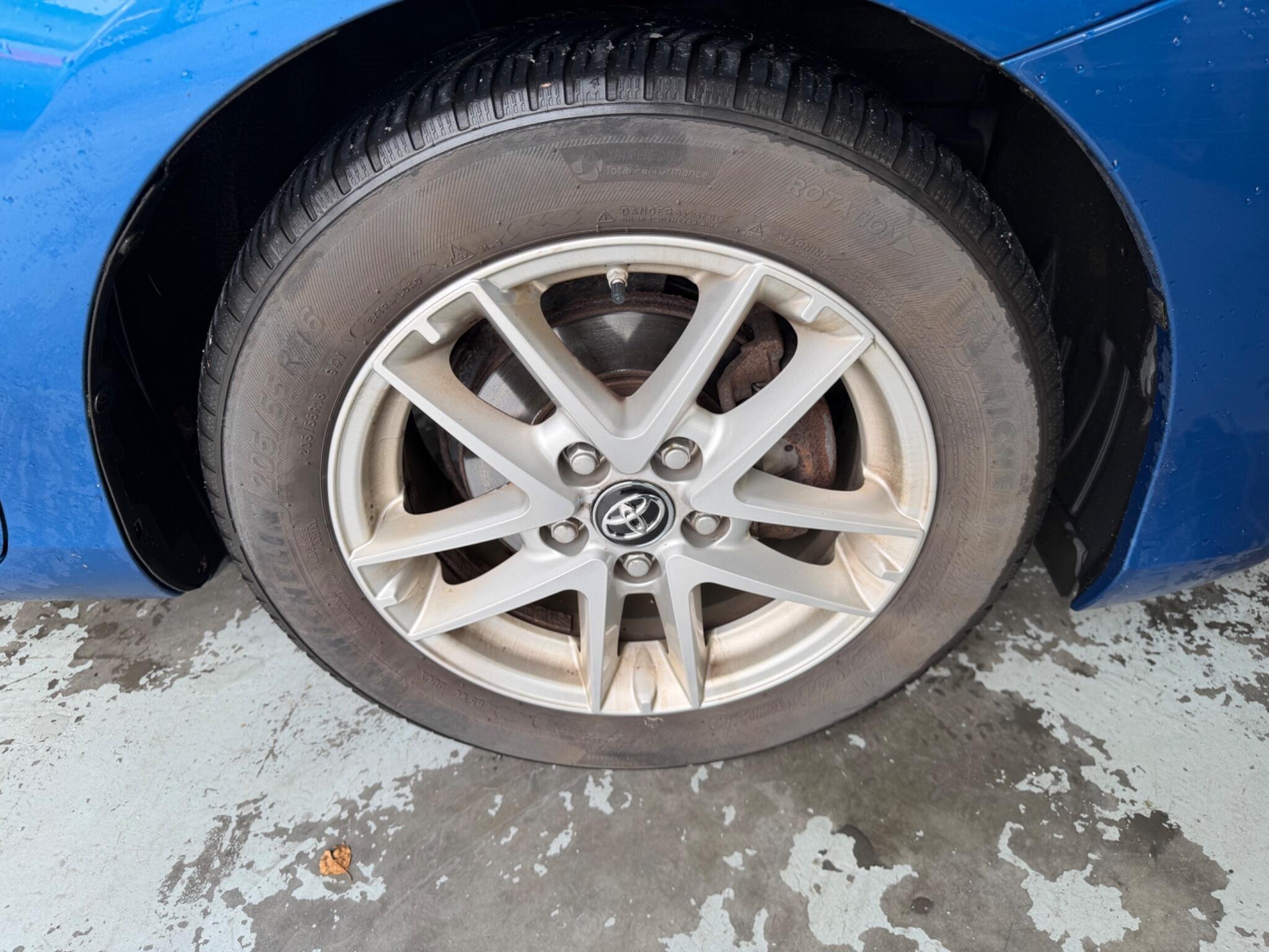 Toyota Auris view 83