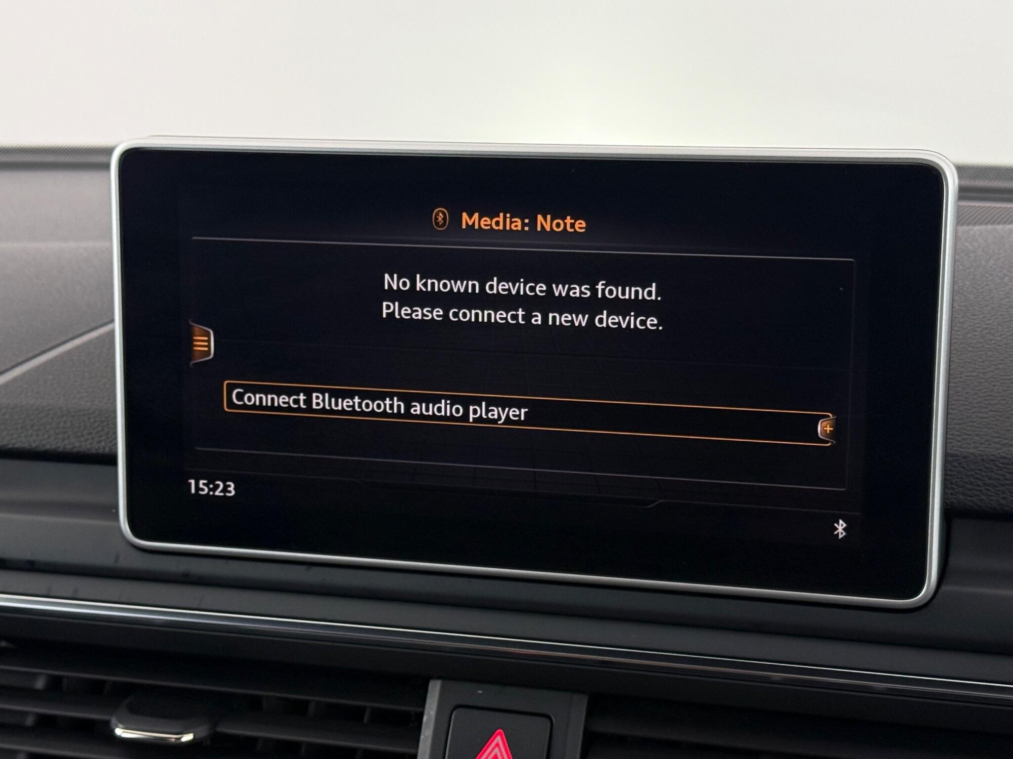 Audi A4 view 27