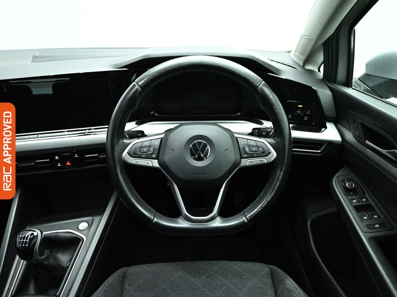 Volkswagen Golf view 9