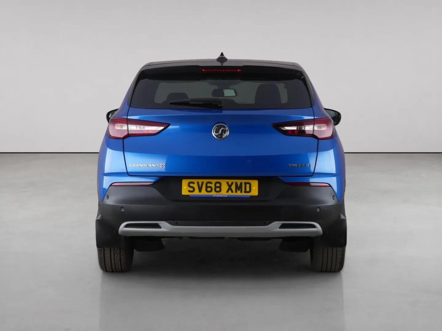 Vauxhall Grandland X view 7