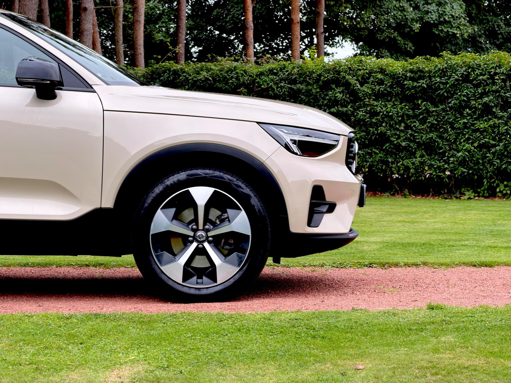Volvo XC40 view 20