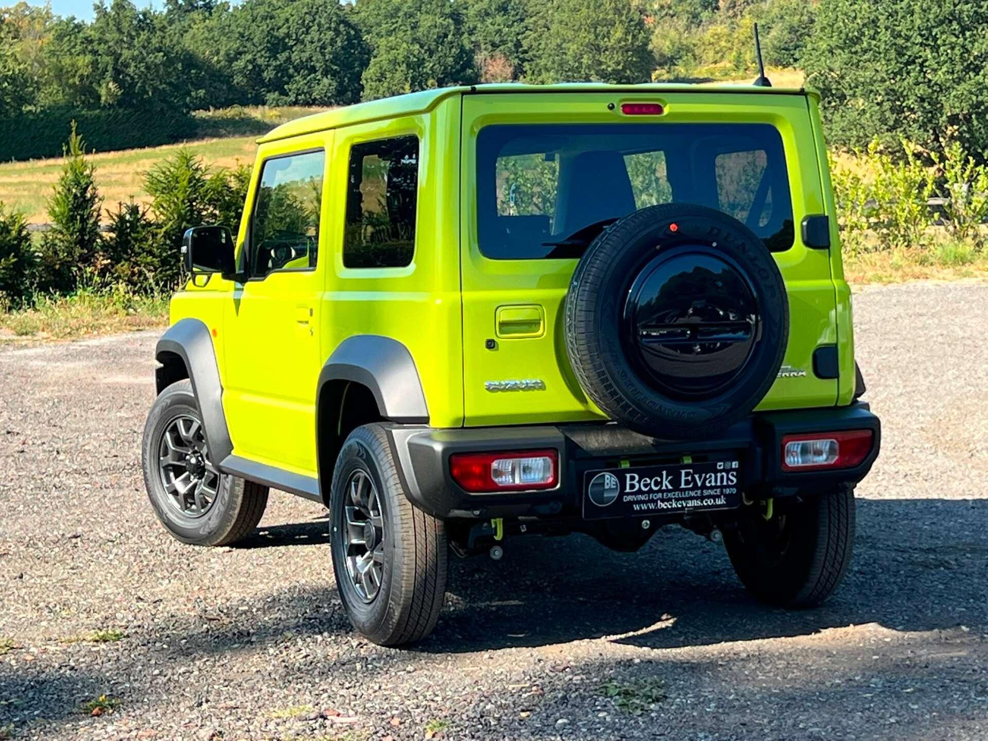 Suzuki Jimny view 17