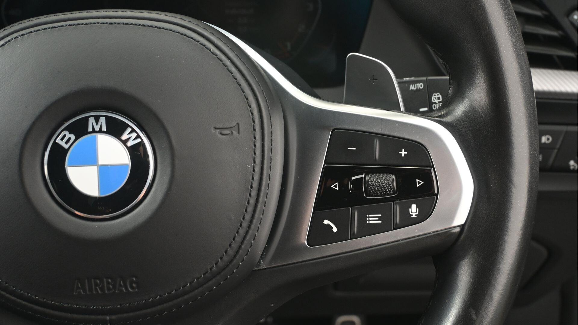 BMW 1 Series view 19