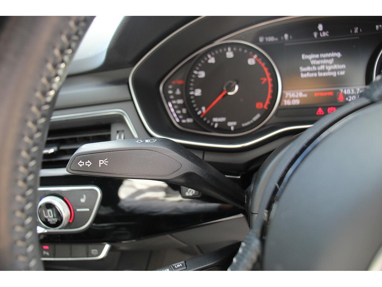 Audi A4 Avant view 36