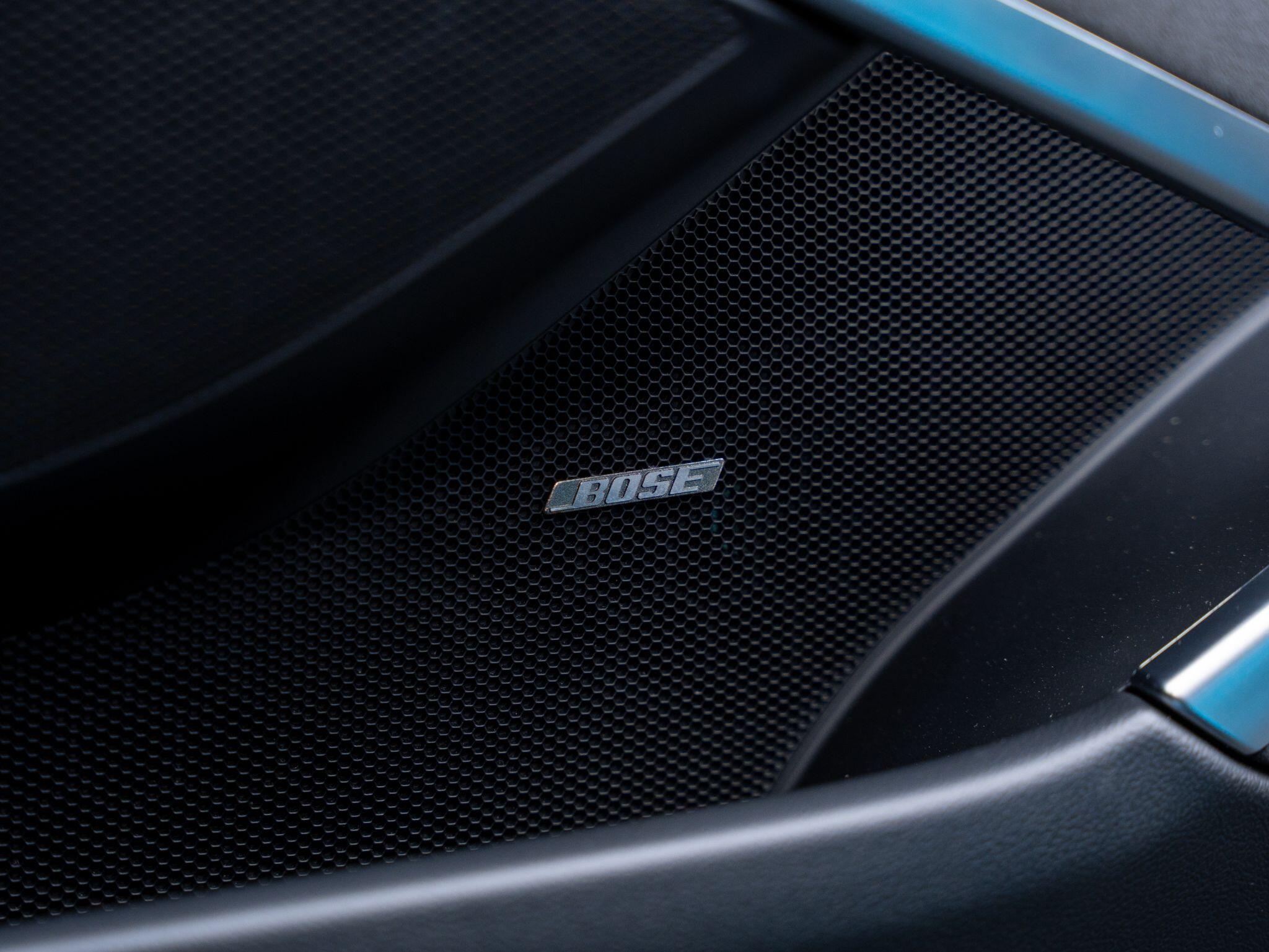 Porsche Cayman view 6