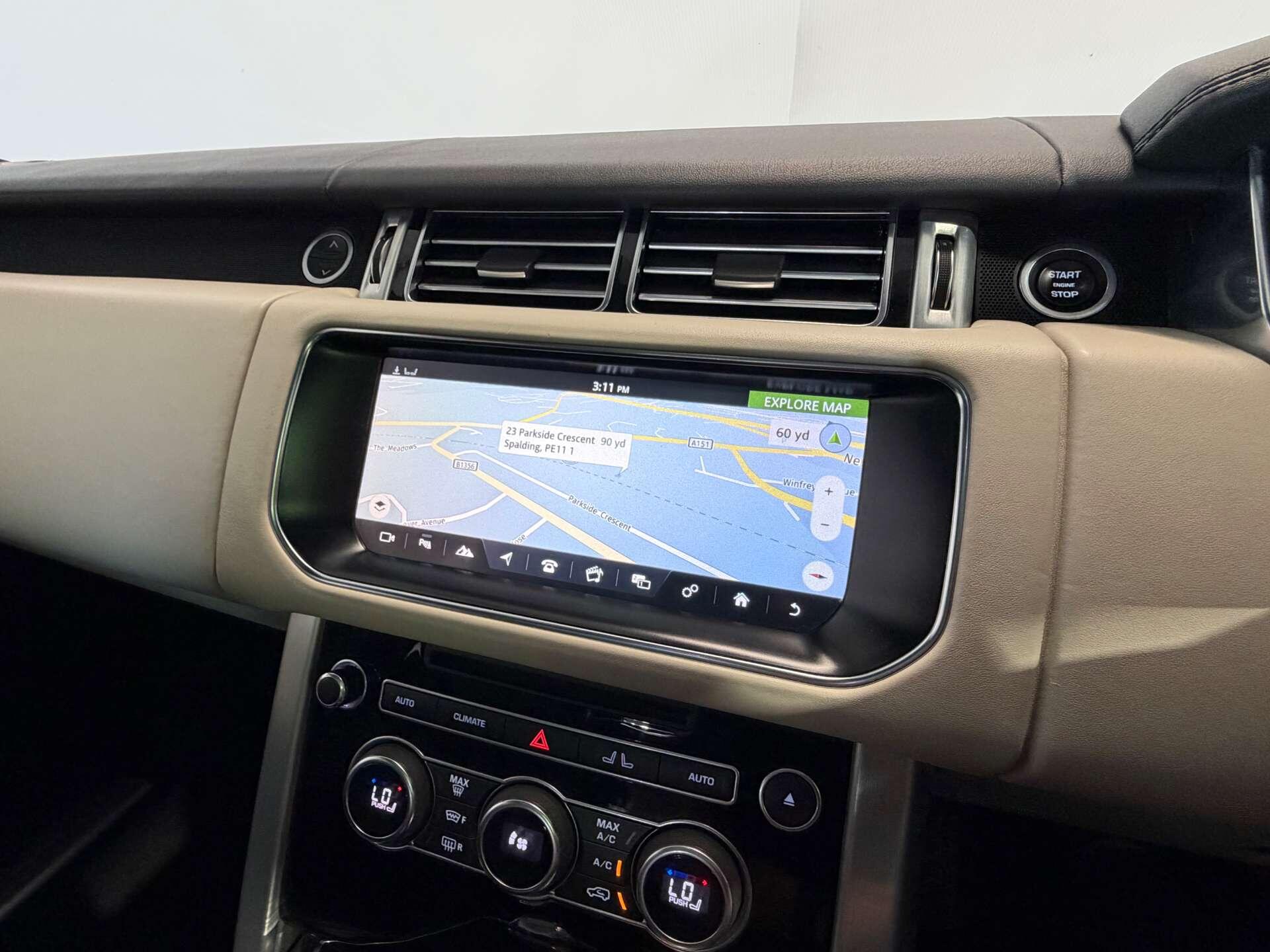 Land Rover Range Rover view 47