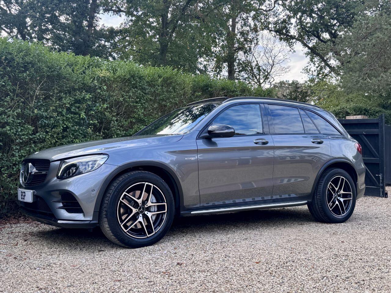 Mercedes-Benz GLC view 2