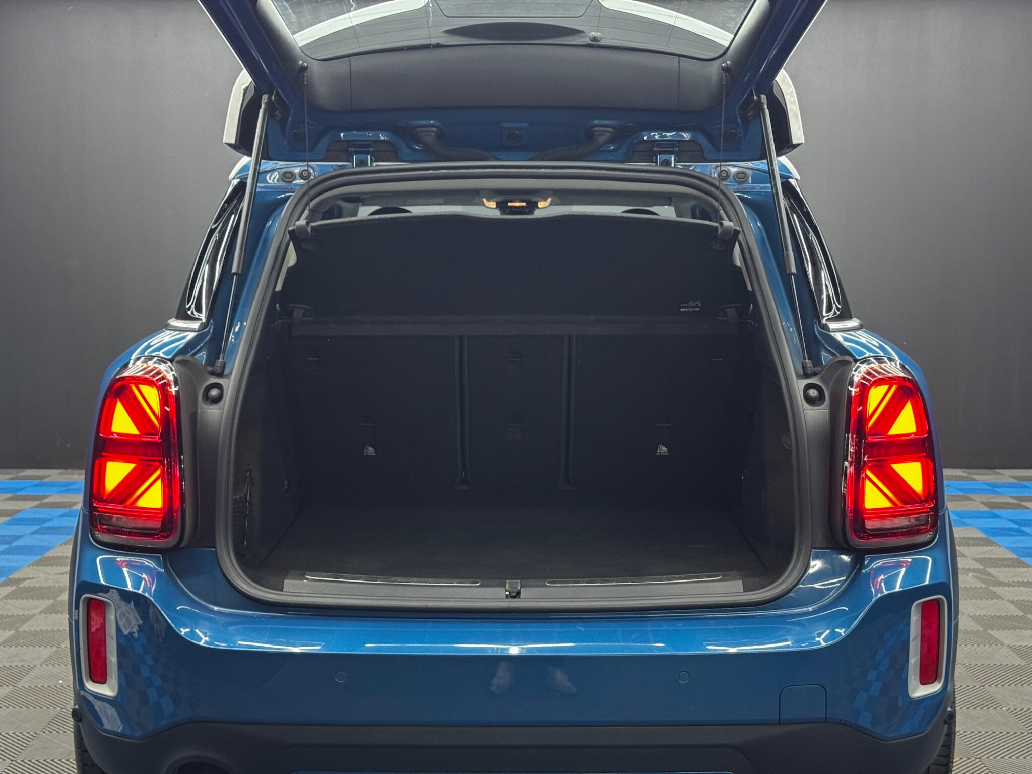 Mini Countryman view 37