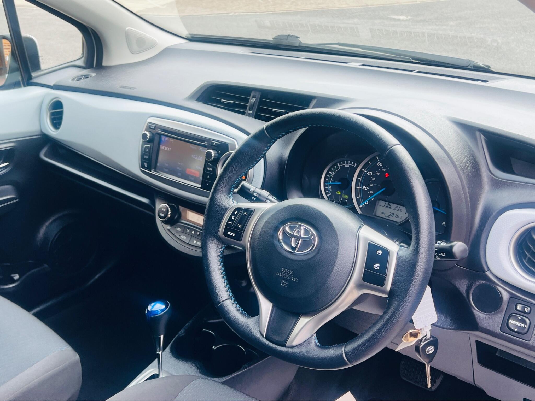 Toyota Yaris view 33