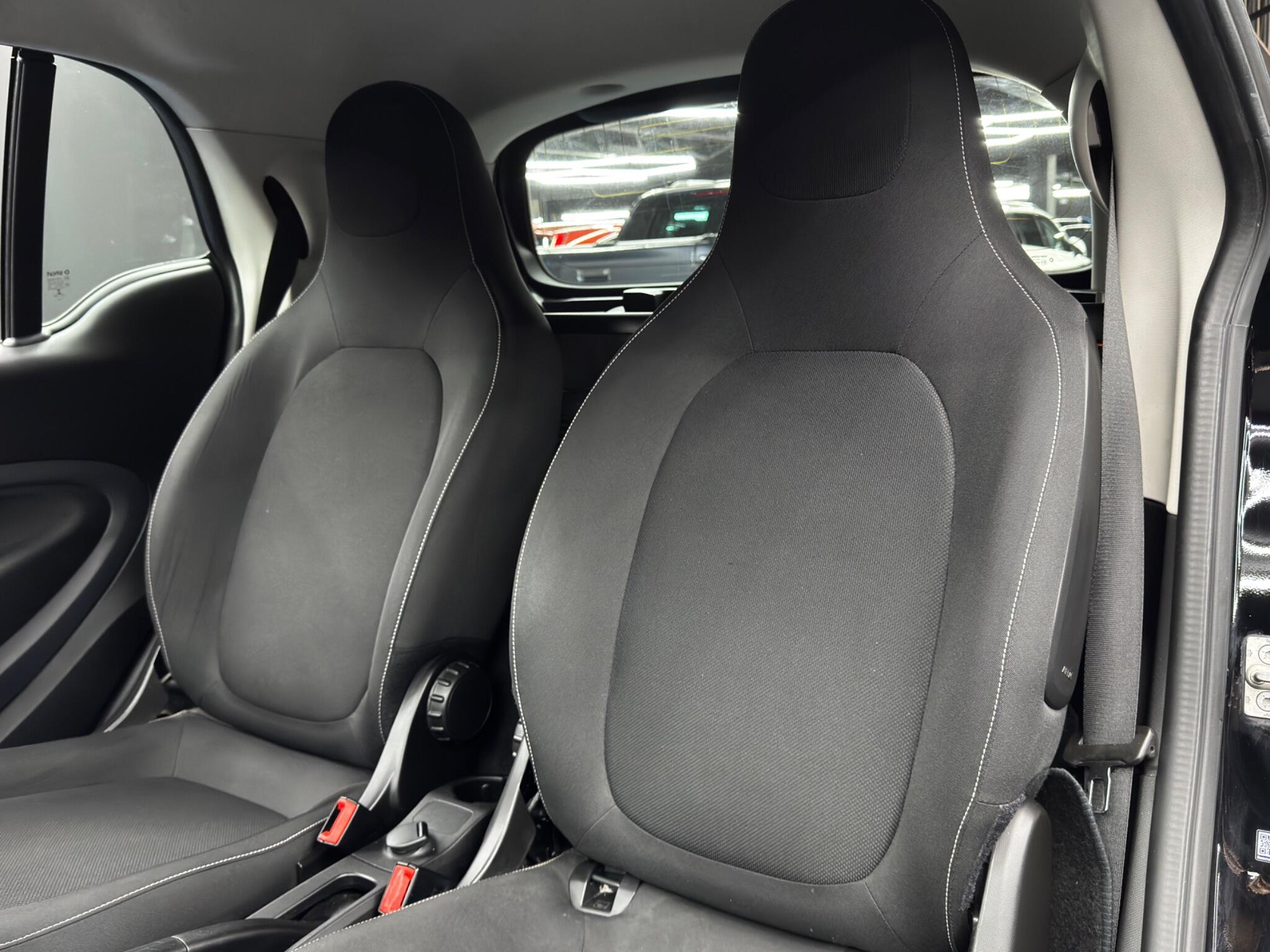 Smart Fortwo view 14